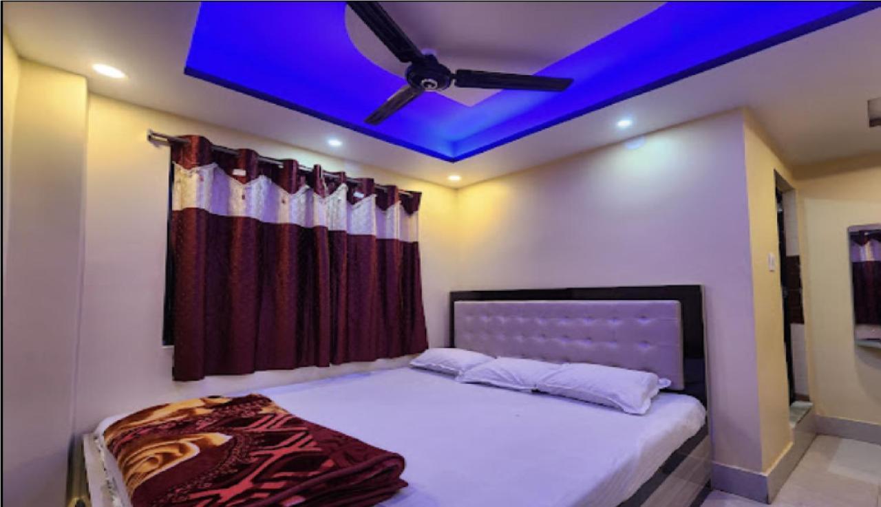Hotel Ilora By Wb Inn Tarapith Ngoại thất bức ảnh