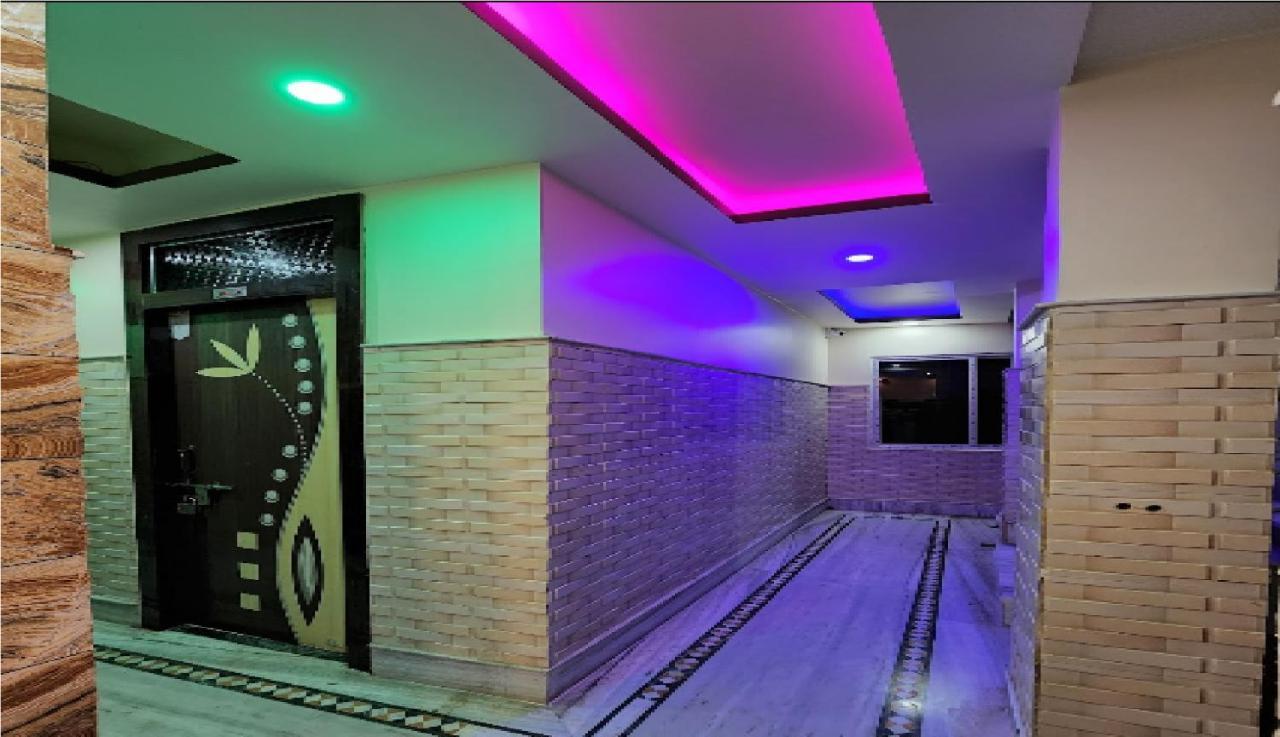 Hotel Ilora By Wb Inn Tarapith Ngoại thất bức ảnh